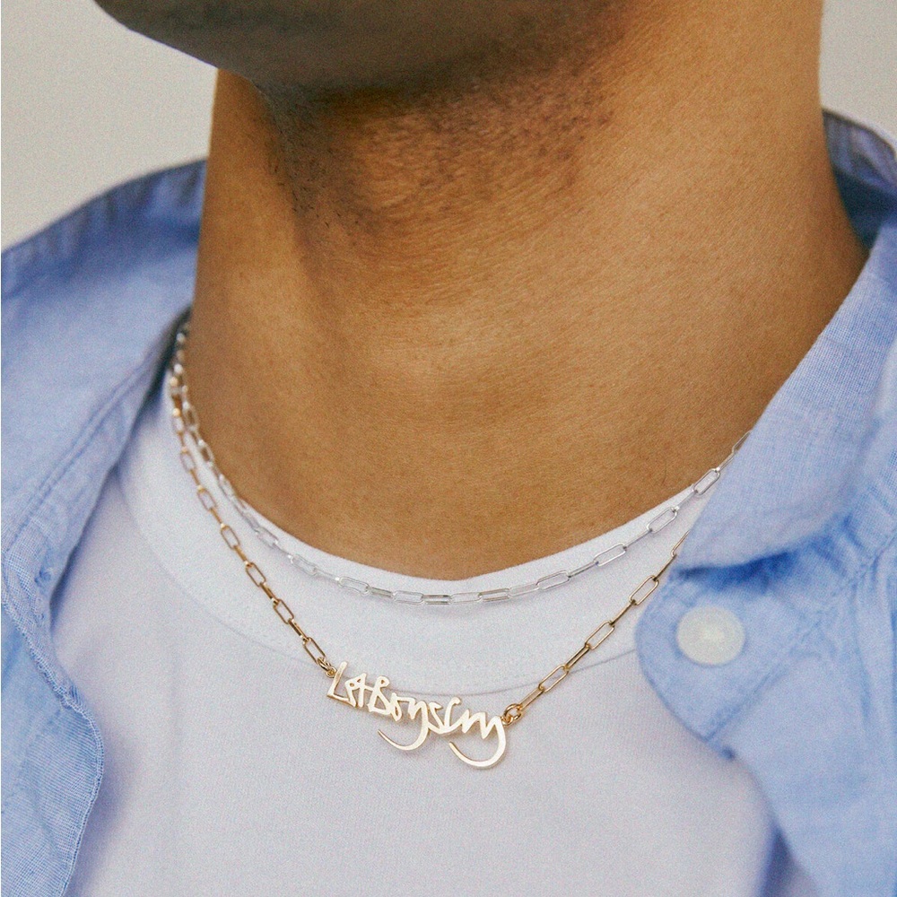 LITZI LET BOYS CRY SCRIPT NECKLACE GOLD